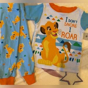 Disney The Lion King Sinba “I Don’t Snore I Roar” 2 - Piece short sleeve PJs 6-9